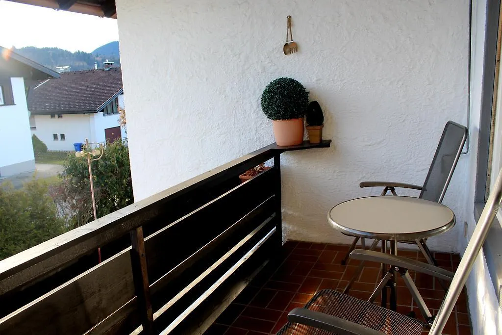 Oberstdorfer Bergwelt Kuschmann Apartment 0*, Oberstdorf